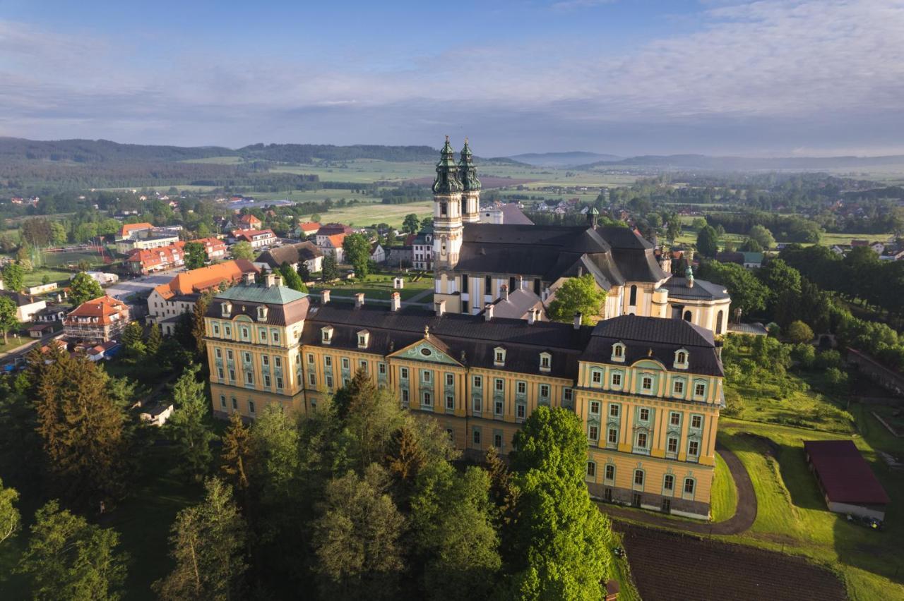Agroturystyka Zielna 16. Krzeszow  ภายนอก รูปภาพ